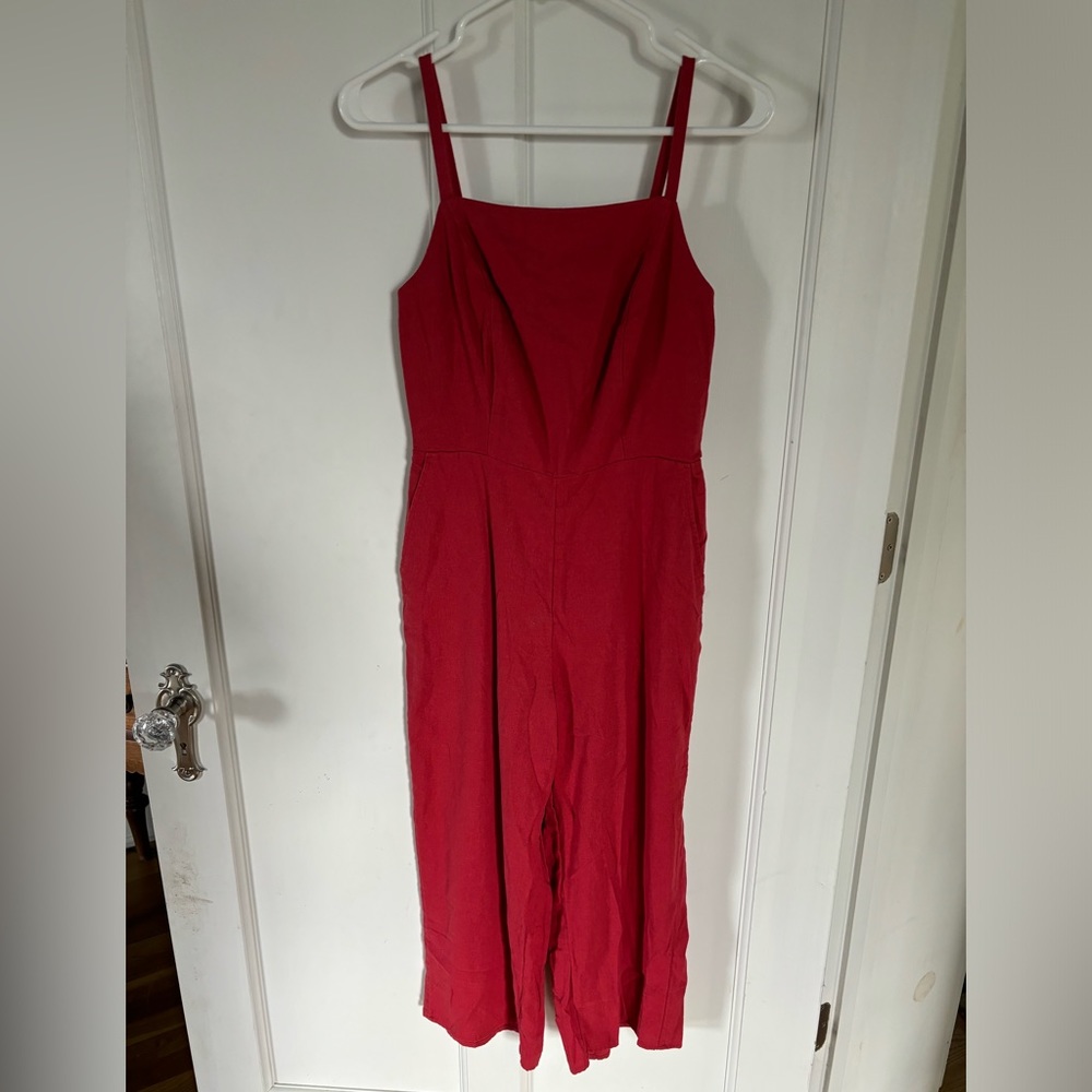 Red linen blend jumpsuit. Old Navy size small.